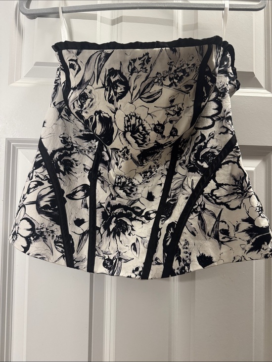 White House Black Market Tops - Floral White House Black Market corset style top